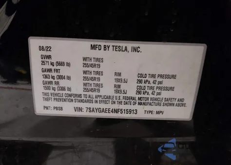 2022 Tesla Model Y Long Range Dual Motor All-Wheel Drive z USA, uszkodzony, nr VIN 7SAYGAEE4NF515913